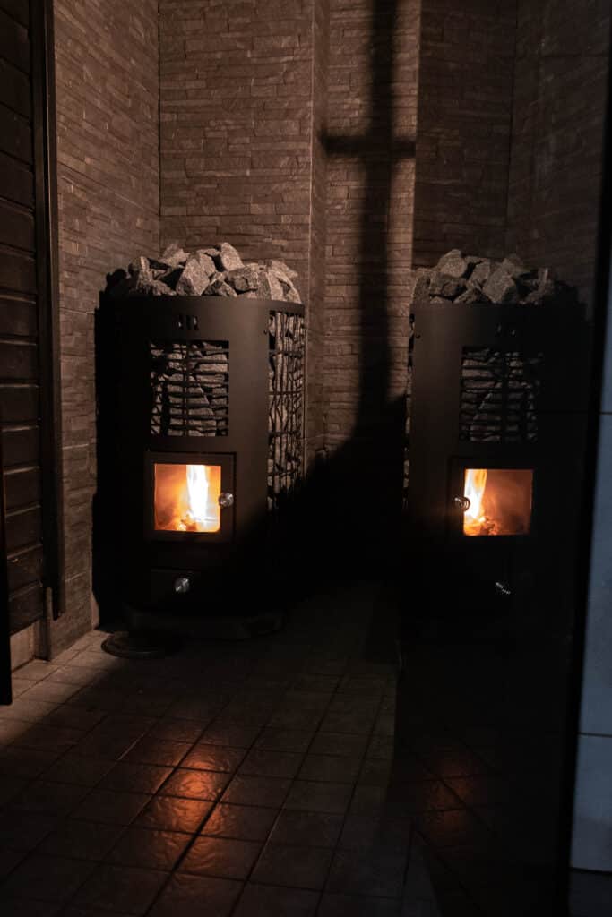 Klapi black wood-burning heater is an excellent choice for any sauna.